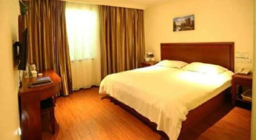 Bed in GreenTree Inn xinghua Middle Yingwu Road Express Hotel