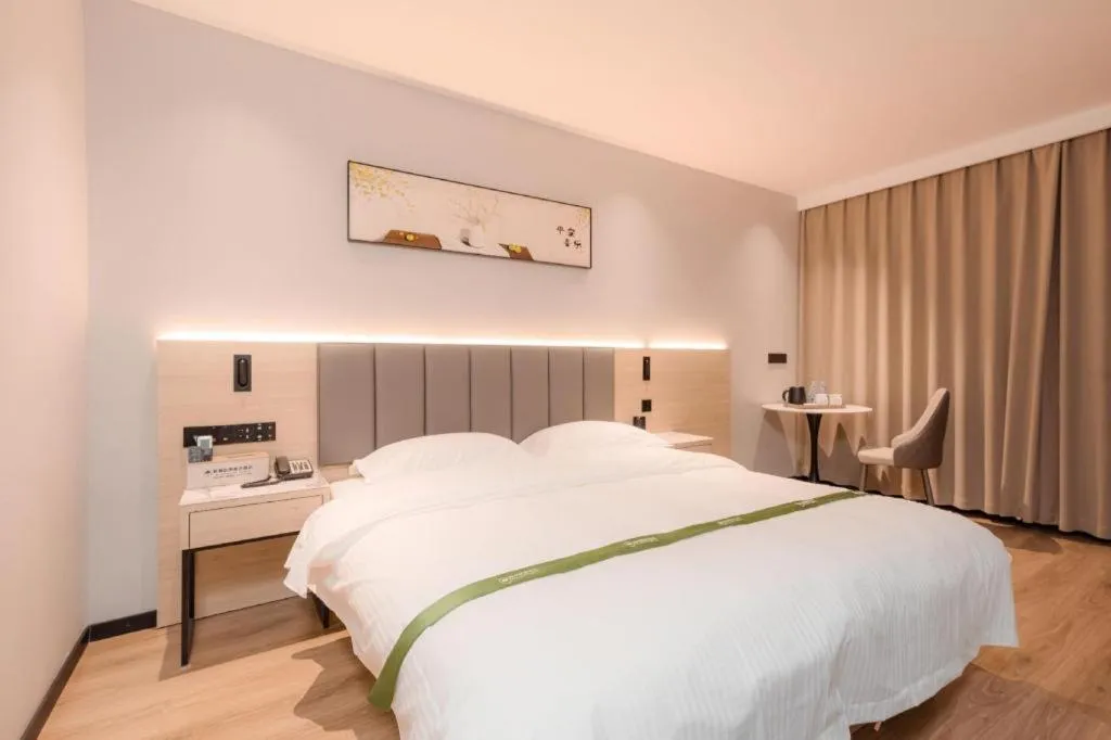 Bed in GreenTree Inn xinghua Middle Yingwu Road Express Hotel
