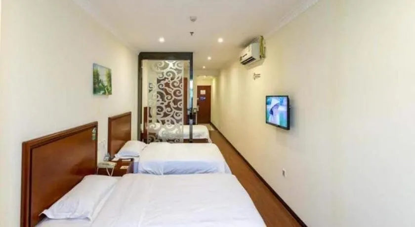 Bed in GreenTree Inn xinghua Middle Yingwu Road Express Hotel