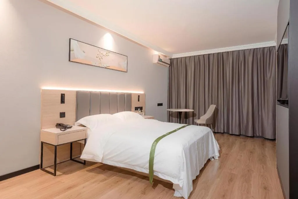 Bed in GreenTree Inn xinghua Middle Yingwu Road Express Hotel