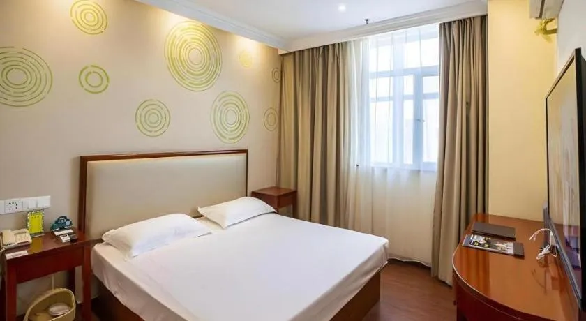 Bed in GreenTree Inn xinghua Middle Yingwu Road Express Hotel