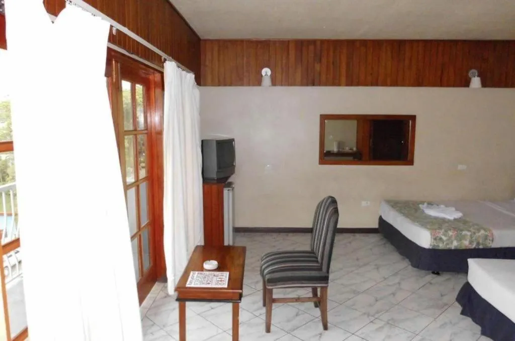 Southern Cross Hotel Fiji