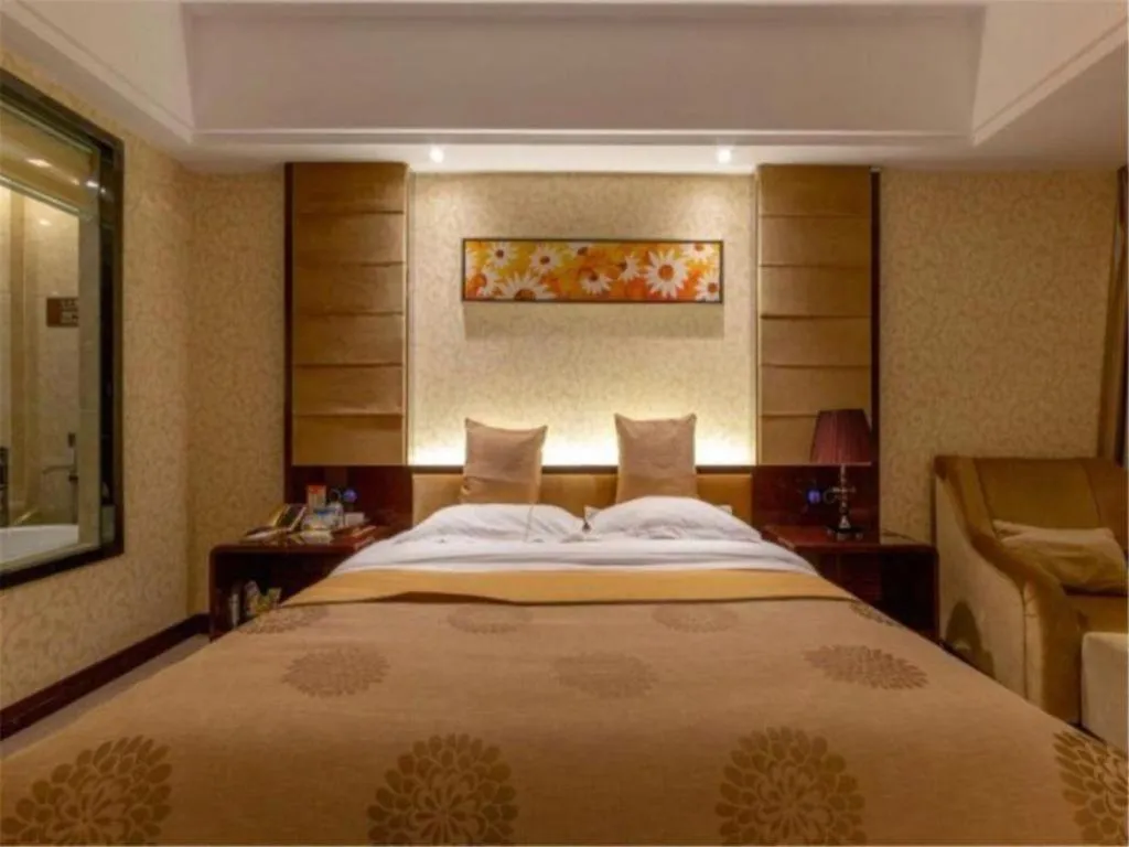 Bed in Xin Sheng Da Hong Sheng International Hotel