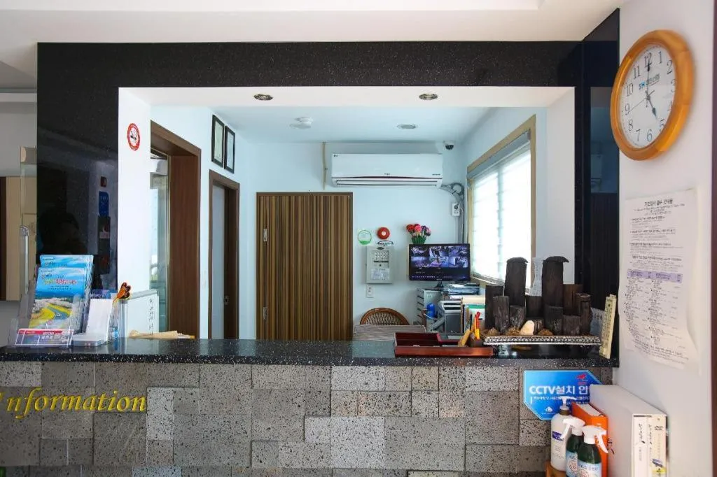 Port Avenue Hotel N Resort