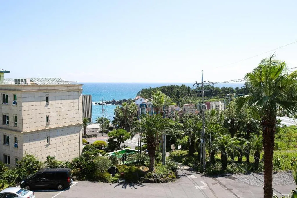 Port Avenue Hotel N Resort