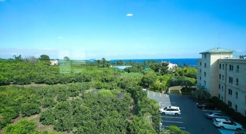 Port Avenue Hotel N Resort