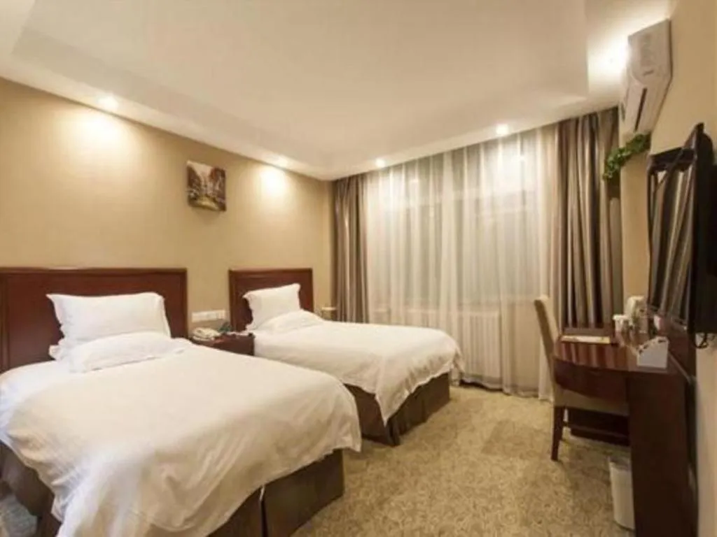 Bed in GreenTree Inn Puyang Pushang Huanghe Road