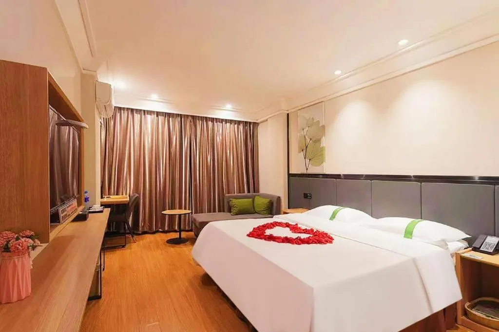 Bed in GreenTree Inn Puyang Pushang Huanghe Road