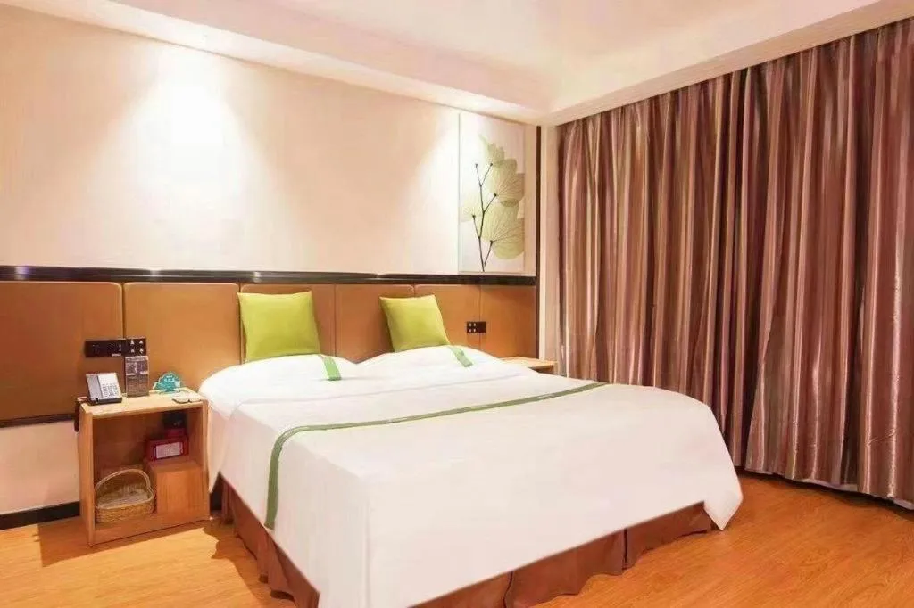 Bed in GreenTree Inn Puyang Pushang Huanghe Road