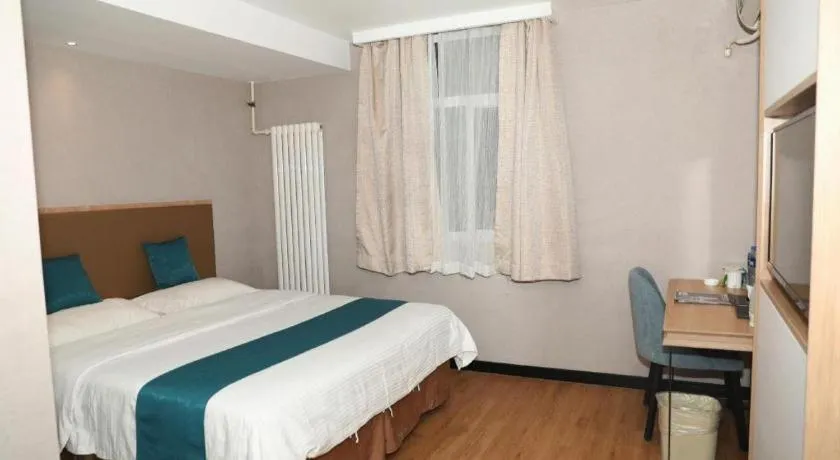 Bed in GreenTree Inn Beijing Shangdi East Anningzhuang Road Shell Hotel
