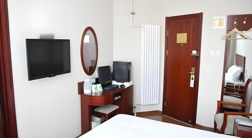 Bed in GreenTree Inn Beijing Shangdi East Anningzhuang Road Shell Hotel