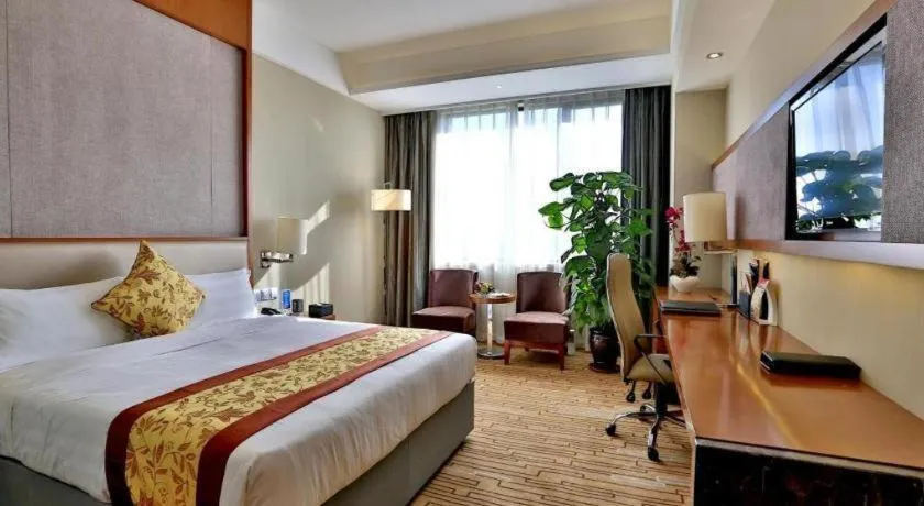 Bed in Shenyang Rayfont International Hotel
