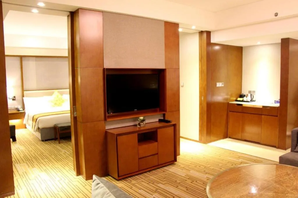 Bed in Shenyang Rayfont International Hotel