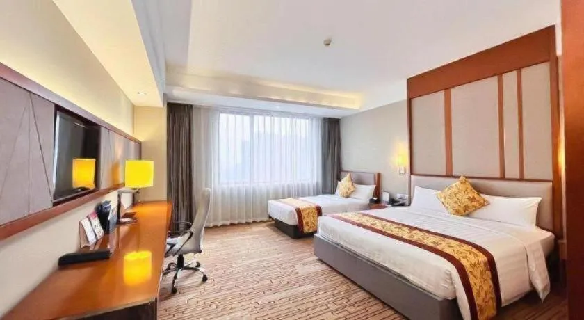 Bed in Shenyang Rayfont International Hotel