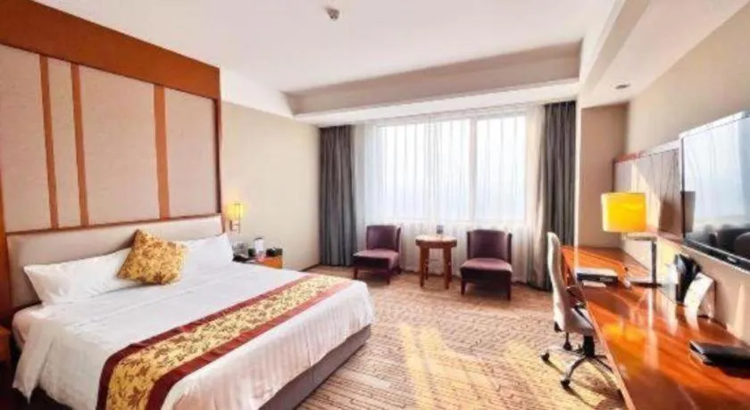 Bed in Shenyang Rayfont International Hotel