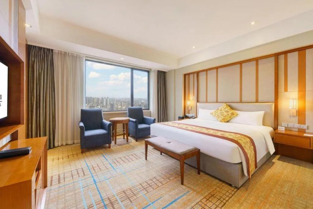 Bed in Shenyang Rayfont International Hotel