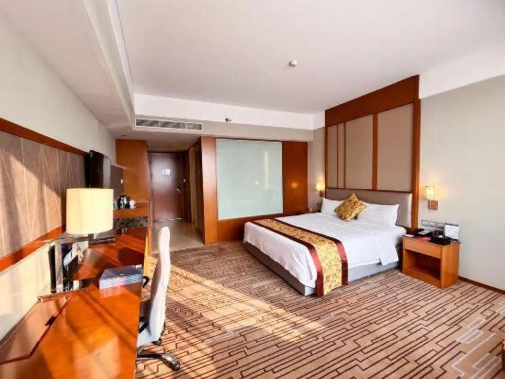 Bed in Shenyang Rayfont International Hotel
