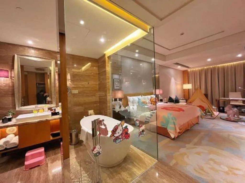 Bed in Grand Parkray Hangzhou Hotel