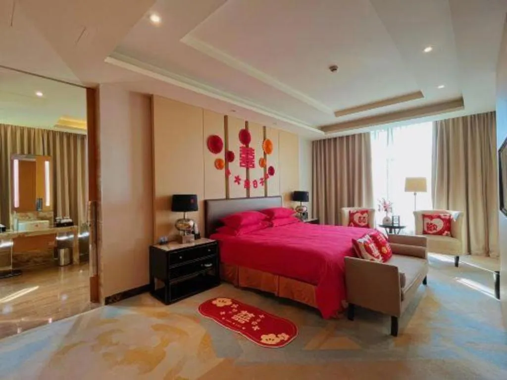 Bed in Grand Parkray Hangzhou Hotel