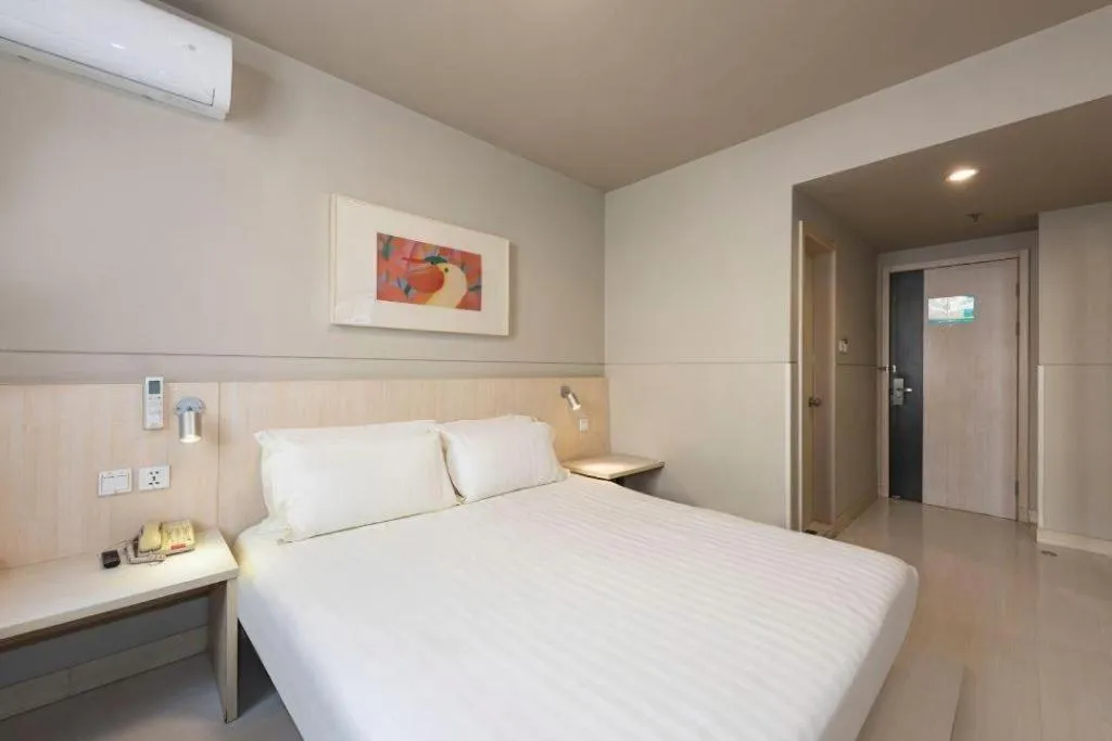 Bed in Jinjiang Inn Beijing Huairou Qingchun Road Wanda Plaza