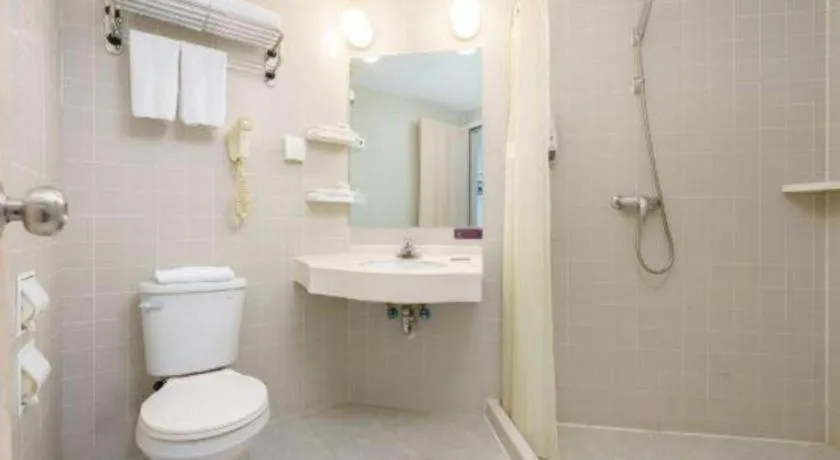 Jinjiang Inn Dalian Development Zone Jinma Road Light Railway Station