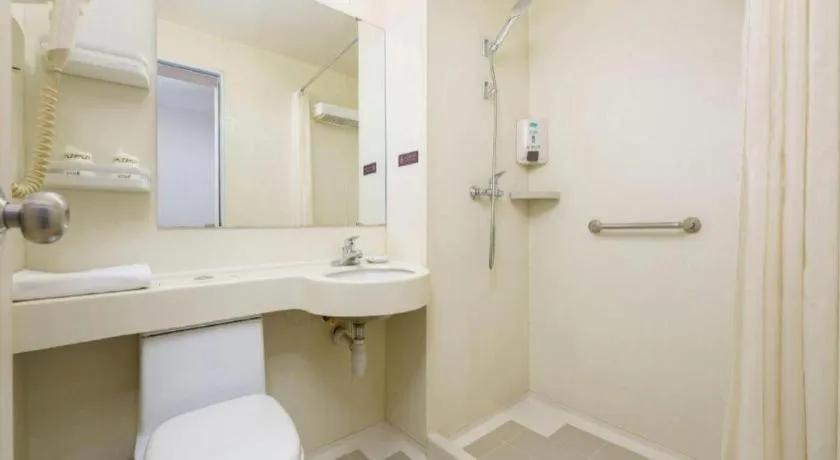 Jinjiang Inn Dalian Development Zone Jinma Road Light Railway Station