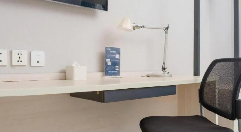 Jinjiang Inn Dalian Development Zone Jinma Road Light Railway Station