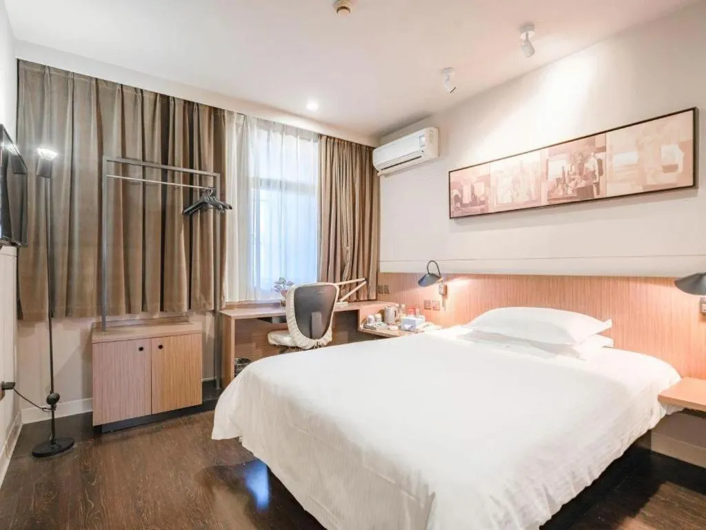 Bed in Jinjiang Inn Hangzhou Xihu Avenue Branch