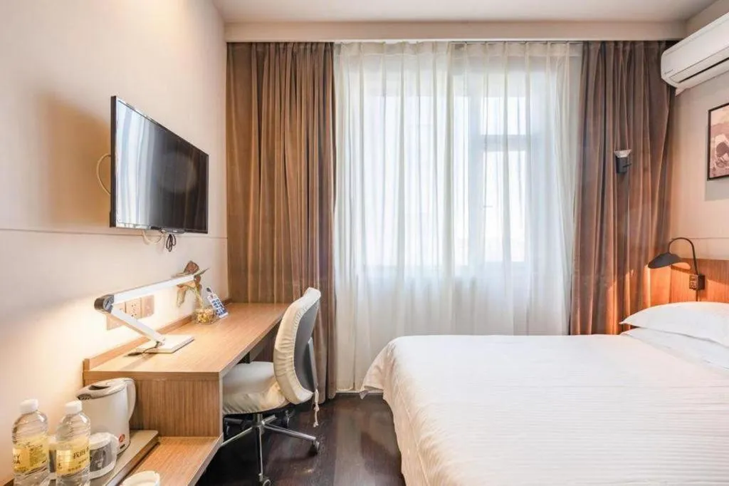 Bed in Jinjiang Inn Hangzhou Xihu Avenue Branch