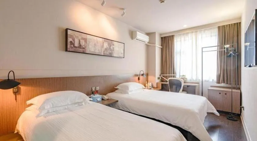 Bed in Jinjiang Inn Hangzhou Xihu Avenue Branch