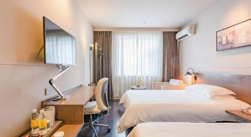 Bed in Jinjiang Inn Hangzhou Xihu Avenue Branch