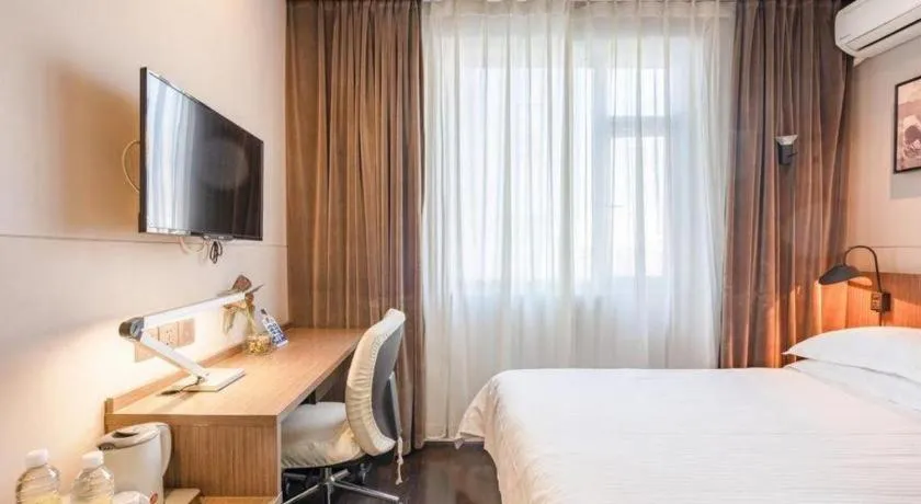 Bed in Jinjiang Inn Hangzhou Xihu Avenue Branch