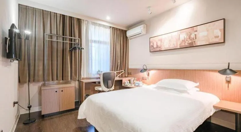 Bed in Jinjiang Inn Hangzhou Xihu Avenue Branch