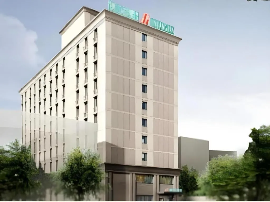 Jinjiang Inn Zhengzhou Railway Station Erqi Square Metro Station