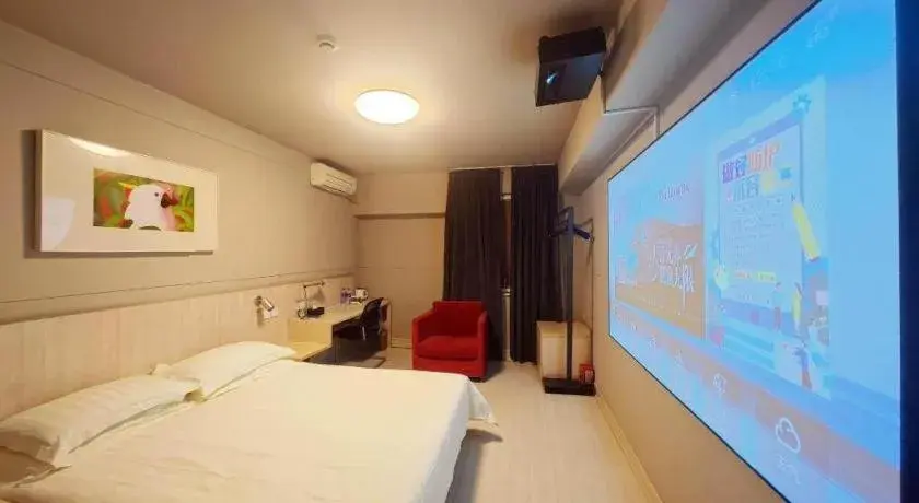 Bed in Jinjiang Inn Zhengzhou Railway Station Erqi Square Metro Station Bed in Jinjiang Inn Zhengzhou Railway Station Erqi Square Metro Station