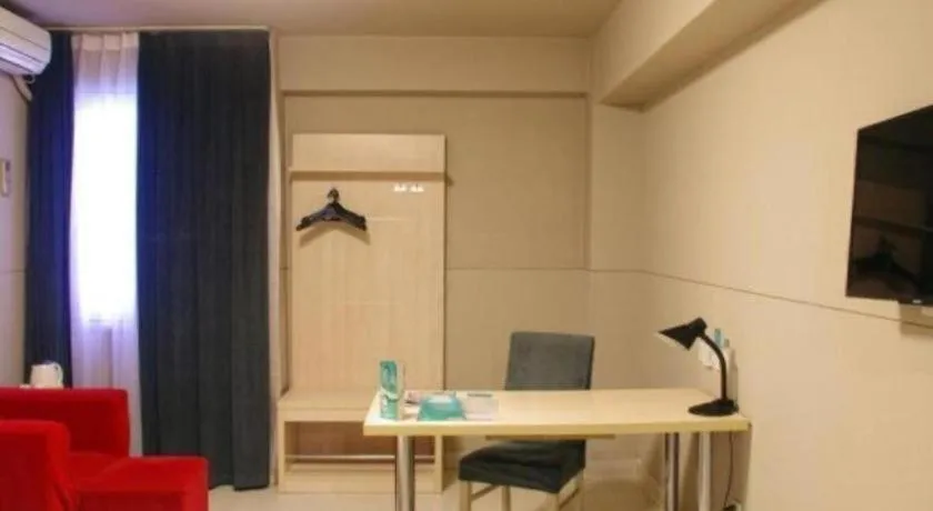 Jinjiang Inn Zhengzhou Railway Station Erqi Square Metro Station