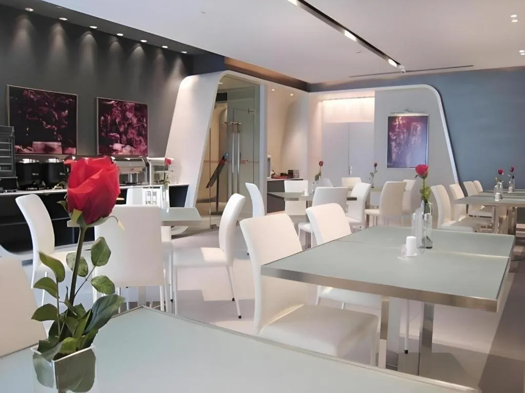 Jinjiang Inn Zhengzhou Railway Station Erqi Square Metro Station