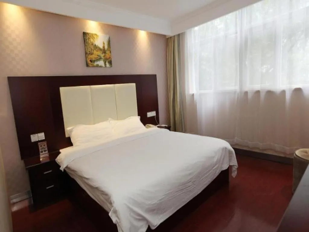 GreenTree Inn Nanjing Railway Station Bus Station Business Hotel