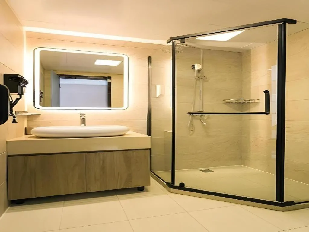 GreenTree Inn Nanjing Railway Station Bus Station Business Hotel