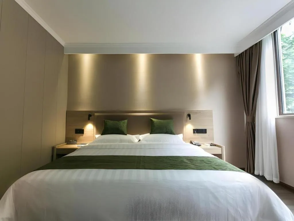 GreenTree Inn Nanjing Railway Station Bus Station Business Hotel