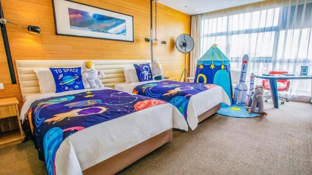 Bed in Himalayas Qingdao Hotel