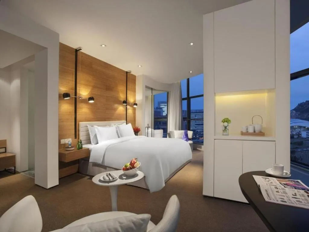 Bed in Himalayas Qingdao Hotel