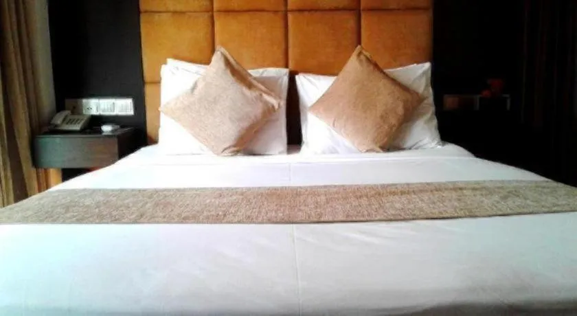 Bed in Grand Dhaka Hotel