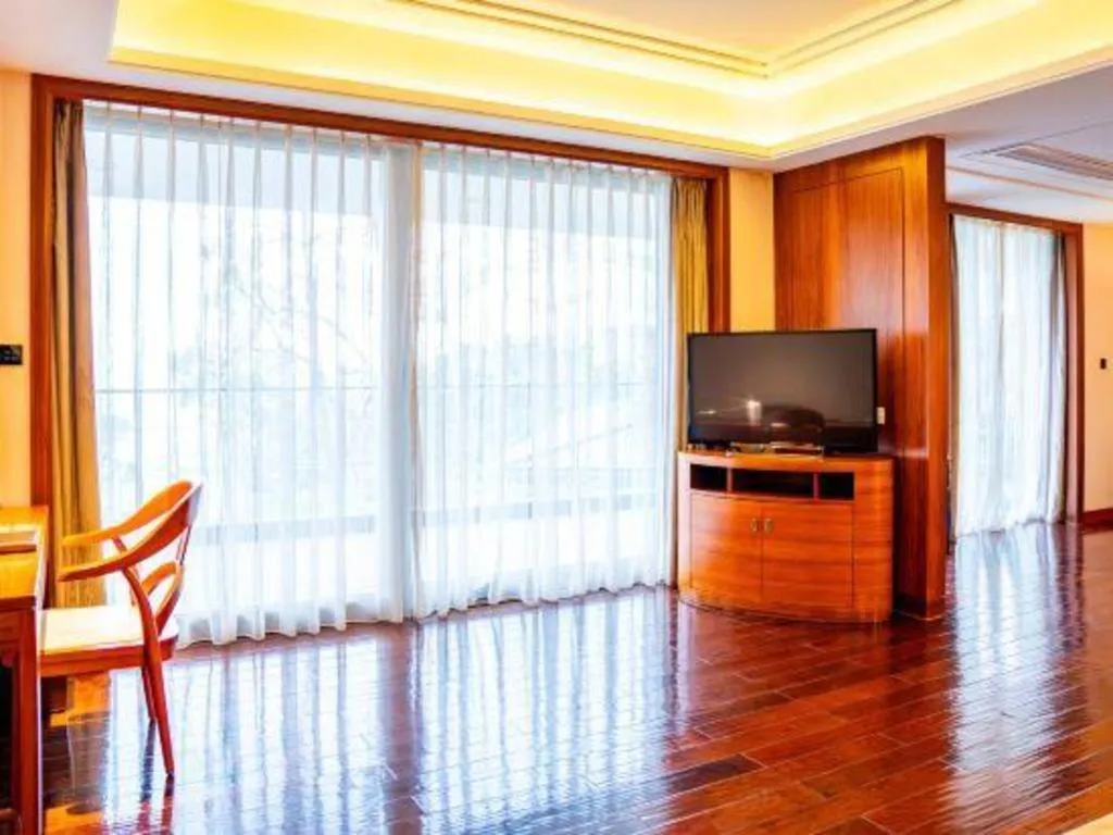 The Dreamland Resort