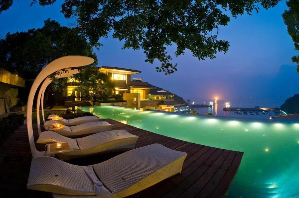 The Dreamland Resort