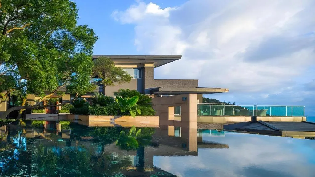 The Dreamland Resort