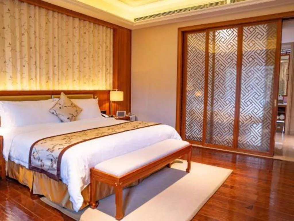 Bed in The Dreamland Resort