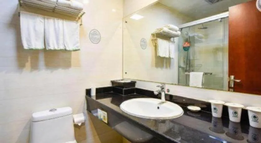 GreenTree Inn Wuxi Changjiang North Road Jincheng Road Express Hotel