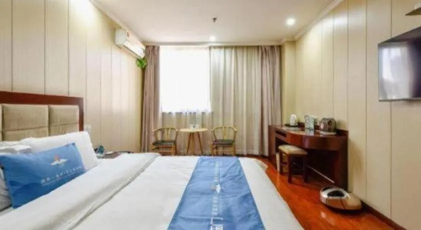 Bed in GreenTree Inn Wuxi Changjiang North Road Jincheng Road Express Hotel