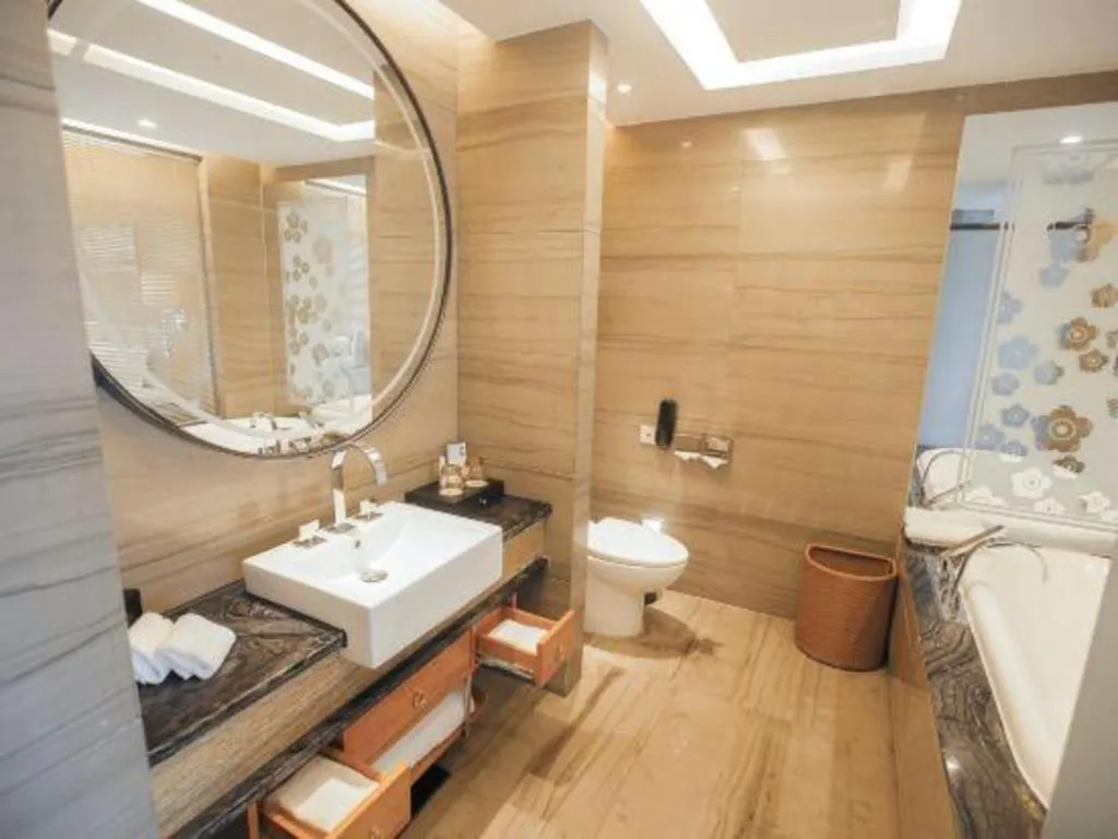 Zhangjiagang Zhonglian GDH International Hotel